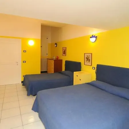 Sleeps 11 Pool Air Con Wifi * 佩萨罗
