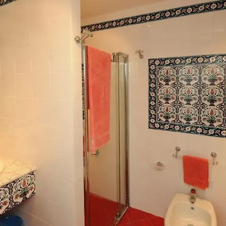 Sleeps 11 Pool Air Con Wifi 别墅